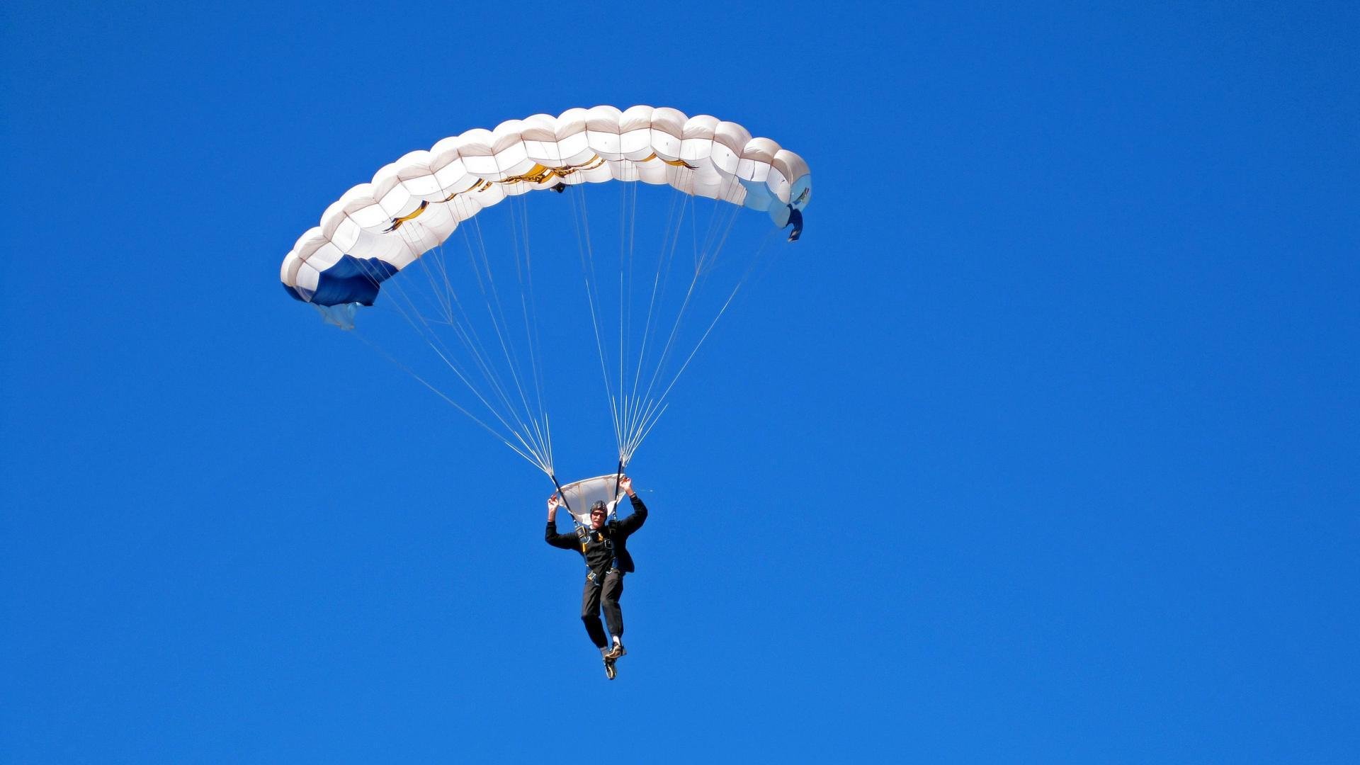 青少年体育运动中的社会支持研究，青少年体育运动中的社会支持研究报告